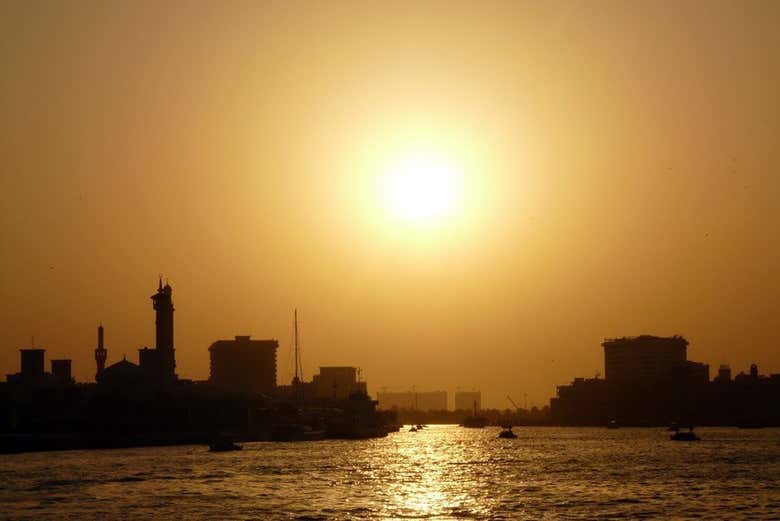 Dubai Creek au coucher de soleil
