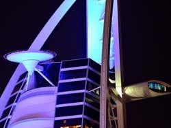 Burj Al Arab illuminé, zoom